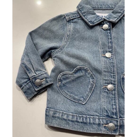 Old Navy Heart Pocket Jean Jacket Baby Girl Size 12-18M Denim Light Wash Love - Picture 3 of 7